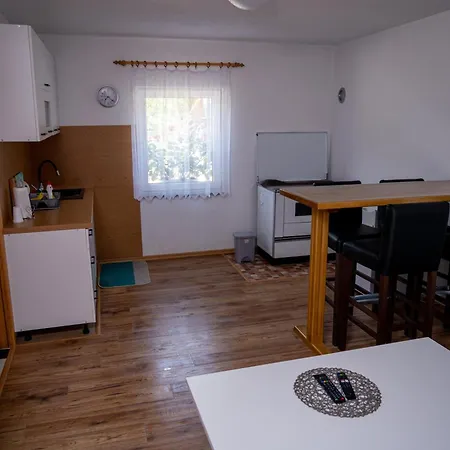 Holiday home Kestenovac